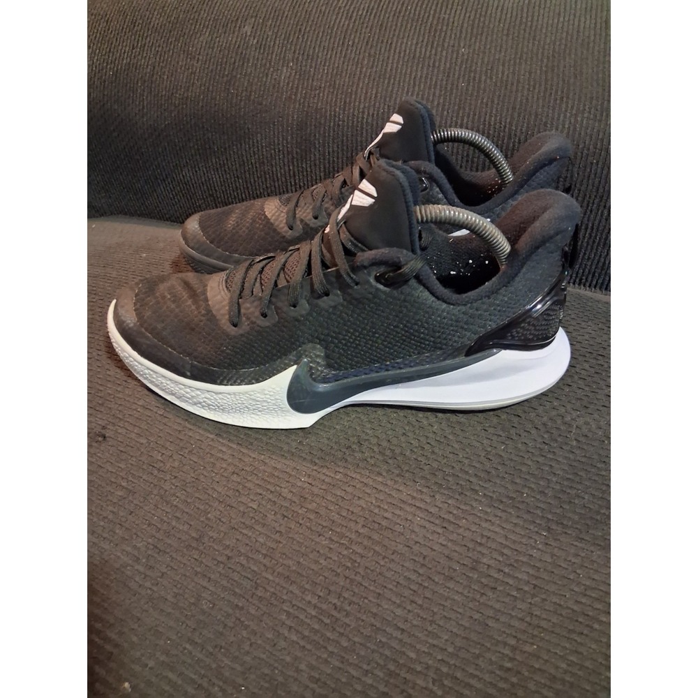 NIKE Kobe MAMBA FOCUS AJ5899-002 Men's Size 8.5 Sports Basketball‎ Athletic Shoe